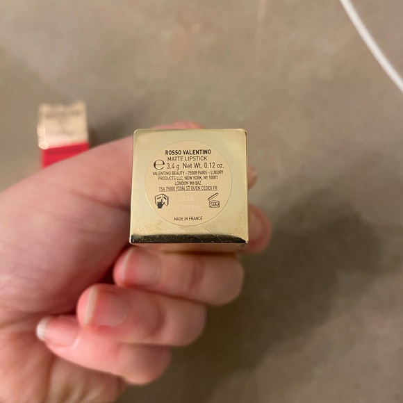 Valentino Rosso Matte Lipstick with Gold Cap - Picture 3 of 5